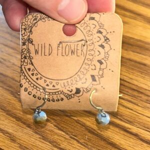 NWT Wild Flower Handcrafted Dangle Boho Dainty Earrings